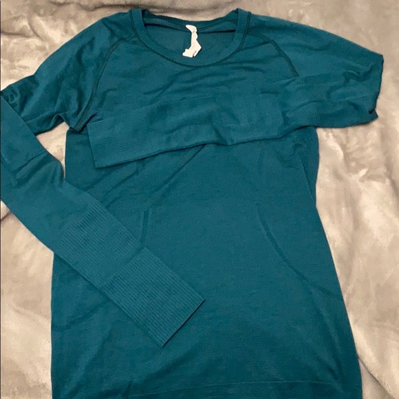 Swiftly tech long sleeve 2.0 lululemon